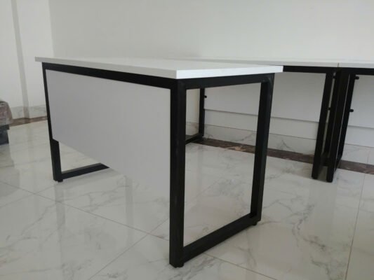 bàn làm việc giá rẻ